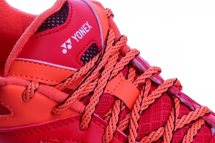 Yonex Power Cushion 36 Red